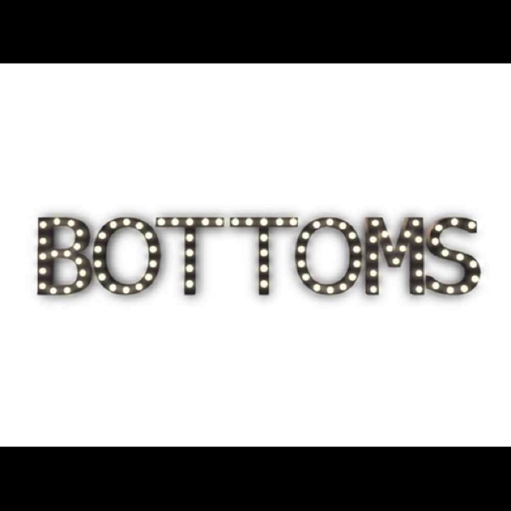 Bottoms! Taking offers❤️